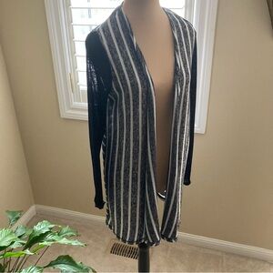 Jones New York long cardigan size M